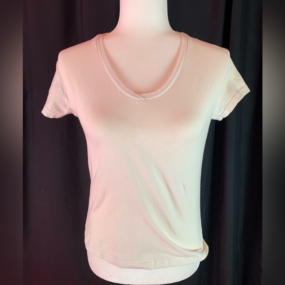 No Boundries white tee size L